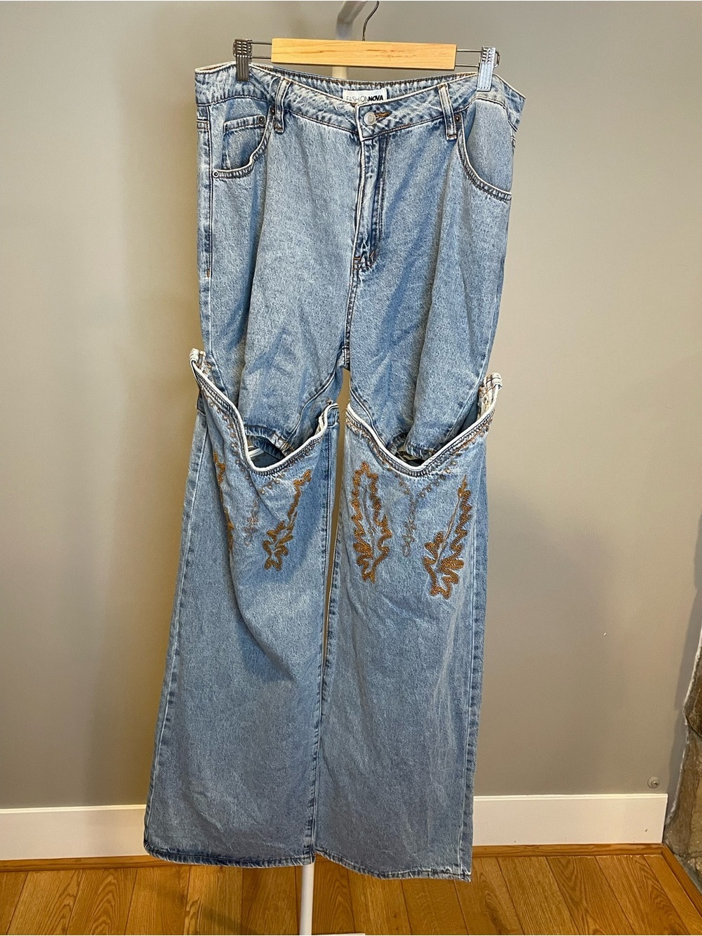 Fashion Nova Let’s Ride Western Boot Embroidered Convertible Straight-Leg Jeans